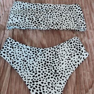NEVER WORN. ZAFUL size 6 bikini set.